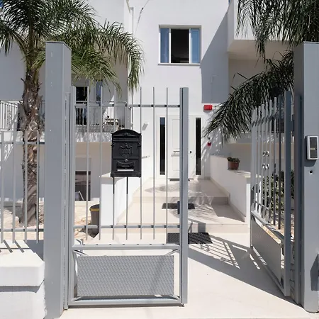 O'sole Mio アパートホテル