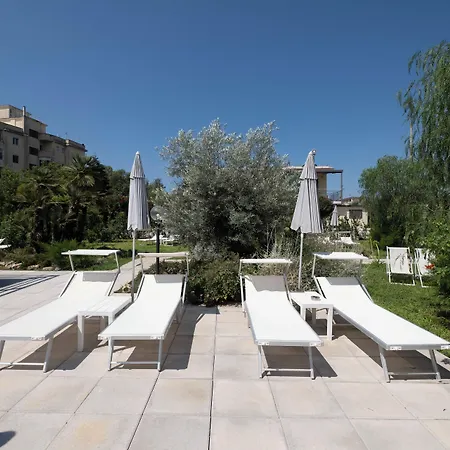 O'sole Mio アパートホテル