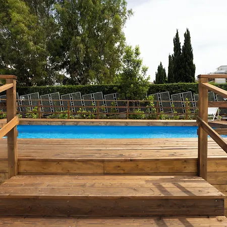 O'sole Mio アパートホテル 4*